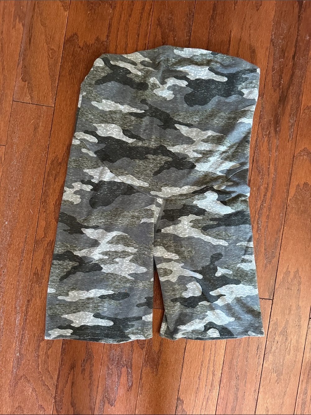 Maternity green Camo bike shorts